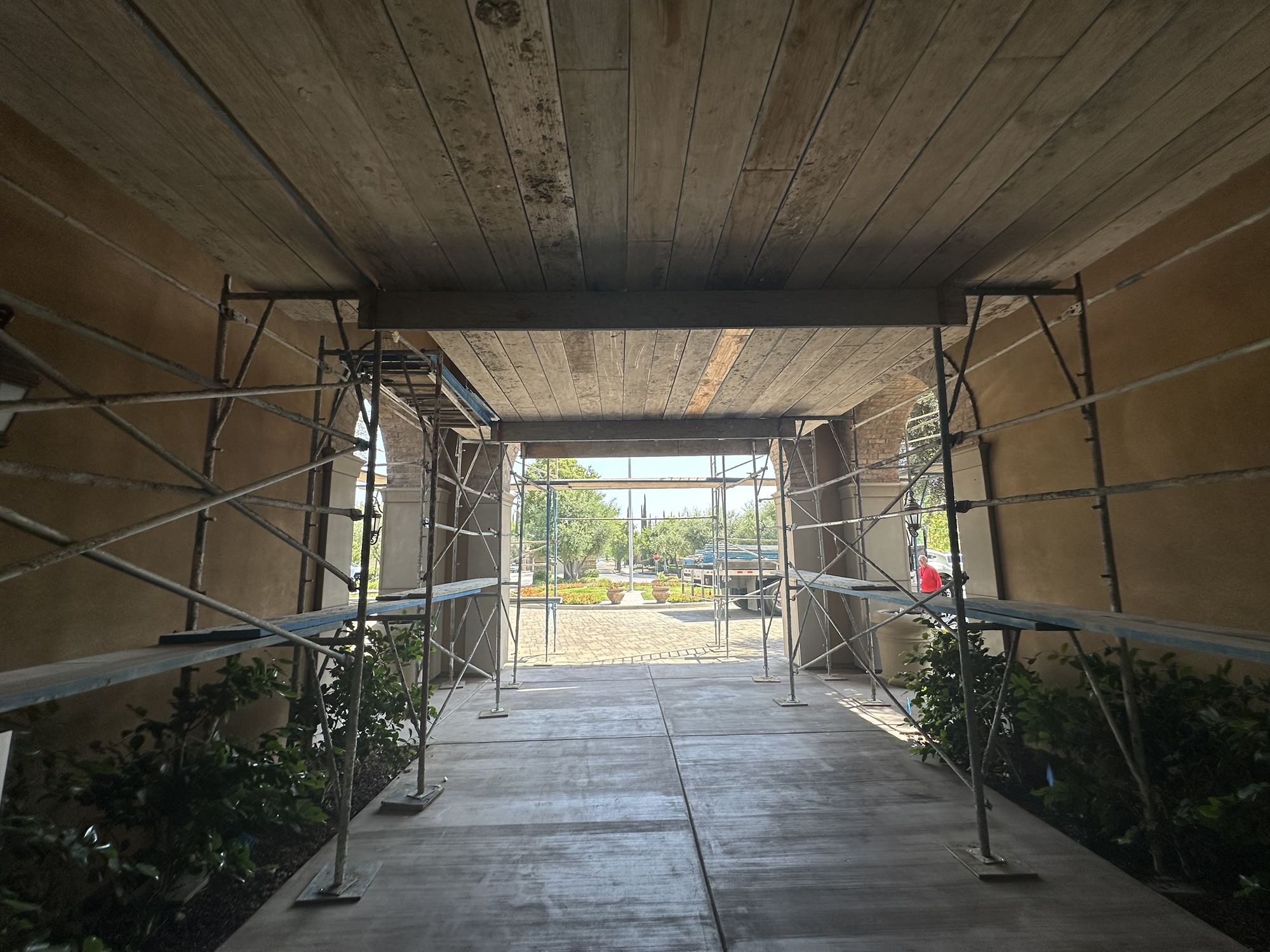 Four Seasons HOA — Stucco Repair & Recolor
