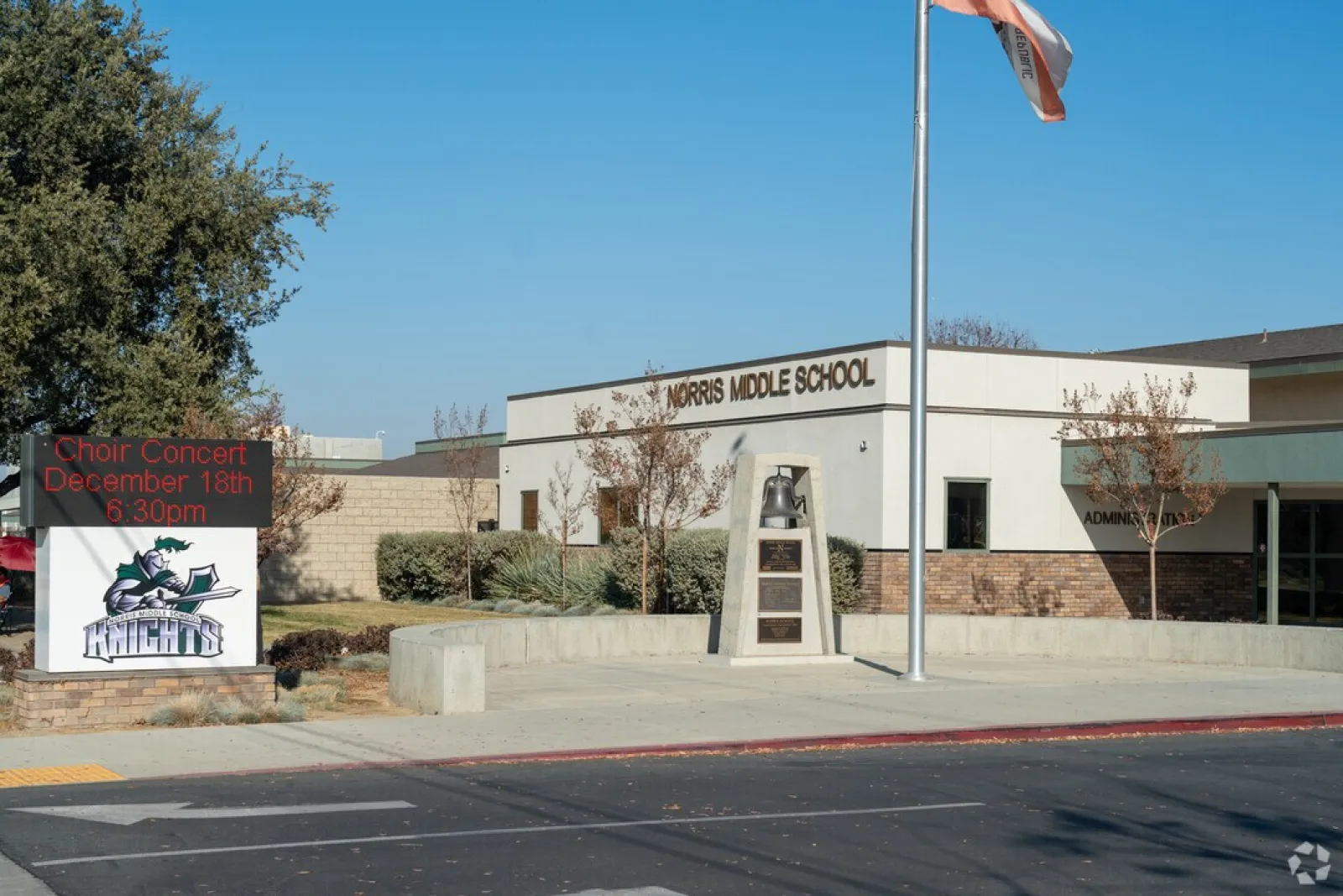 Norris Middle School — Classroom-to-Office Conversion